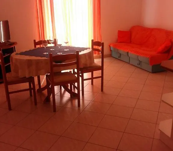 Jerica Gostinjska kuća Bol